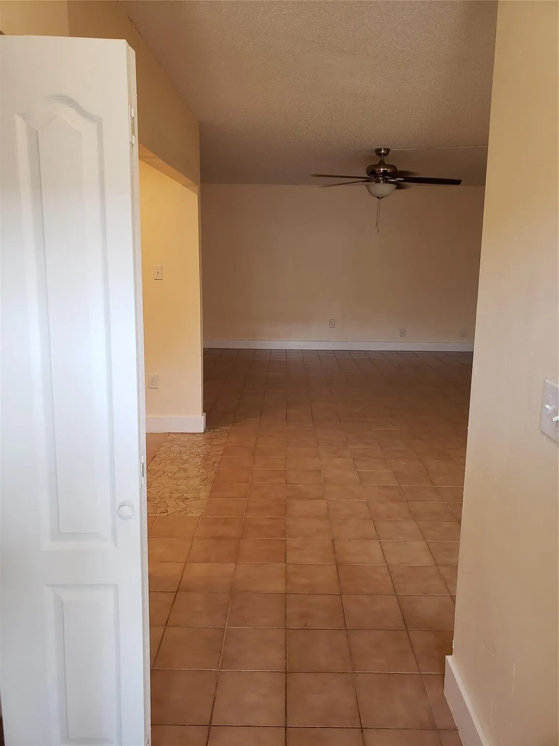 750 NE 199th St, #H-106