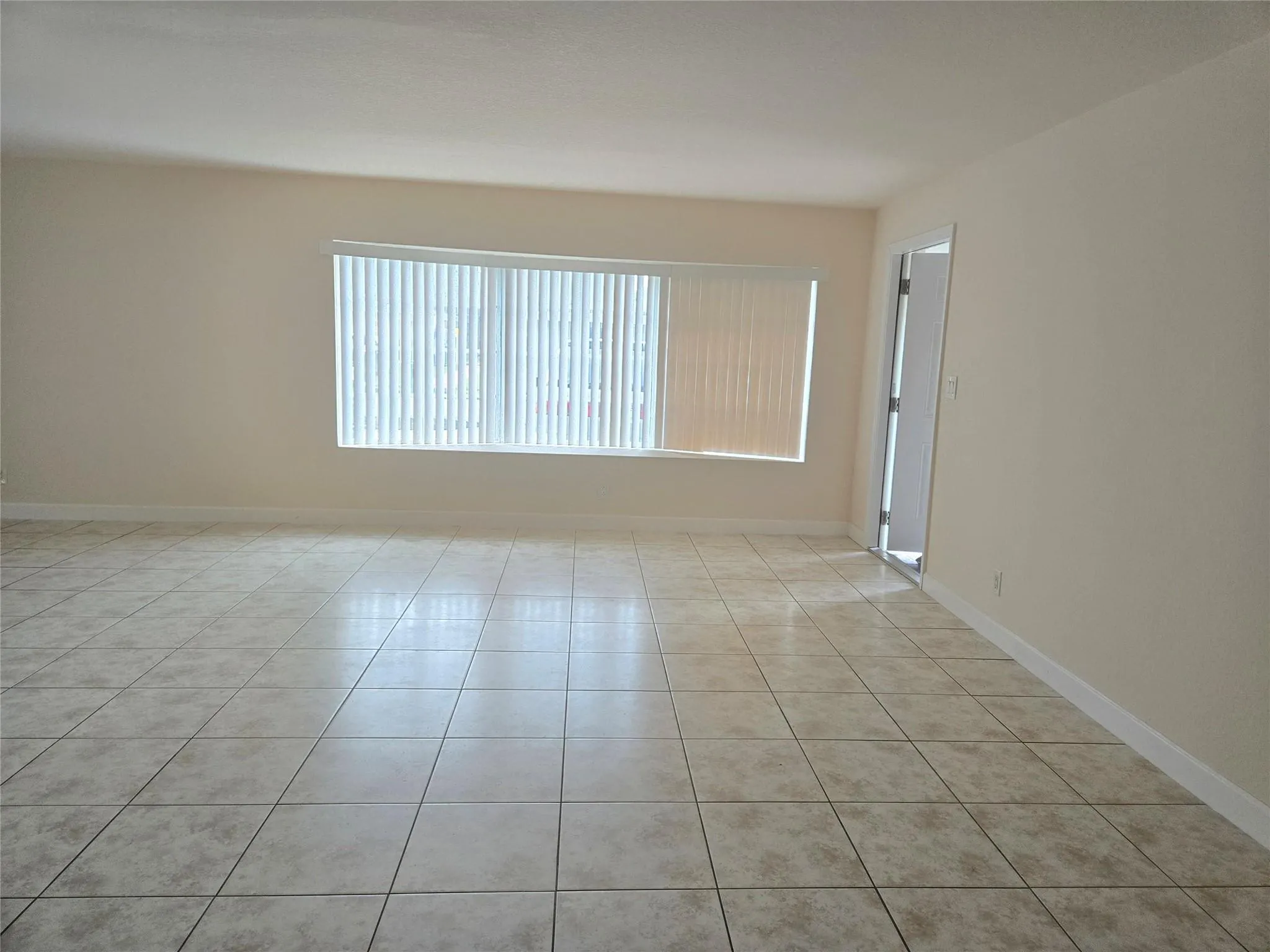 5208 NW 18th Ct, #2K