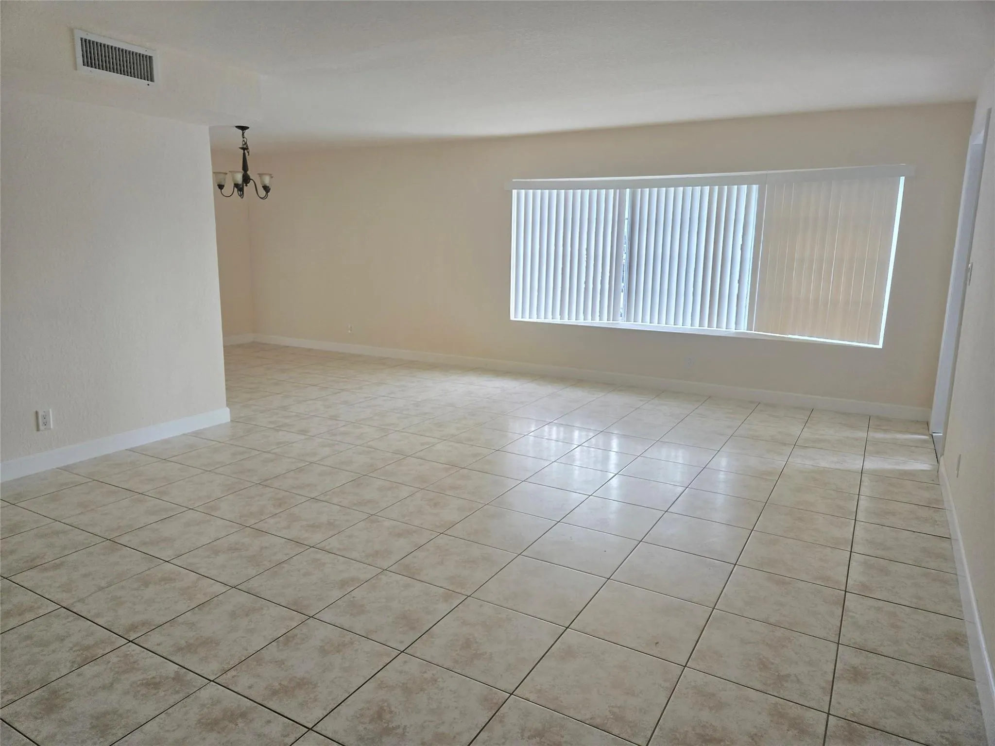 5208 NW 18th Ct, #2K