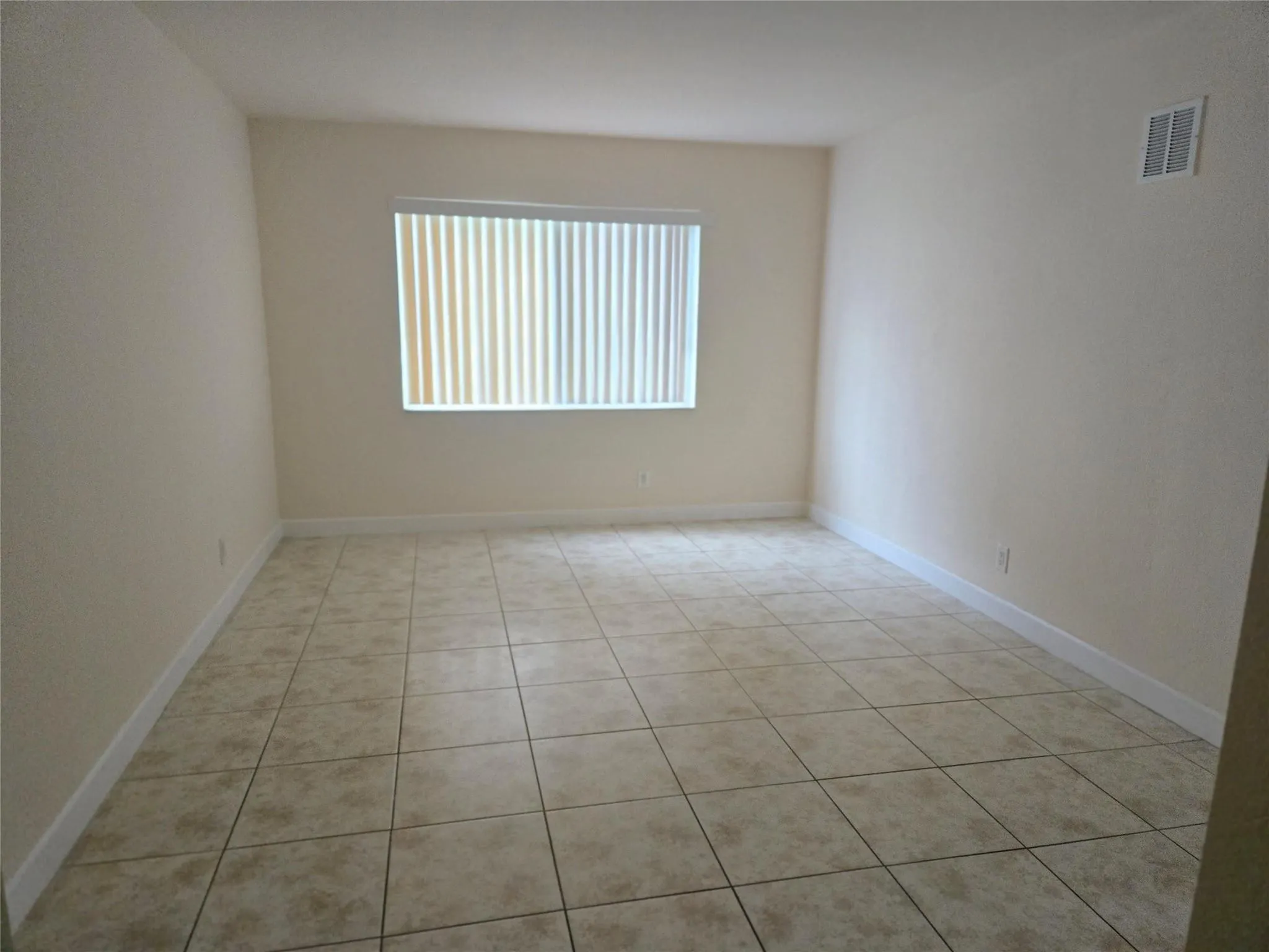 5208 NW 18th Ct, #2K