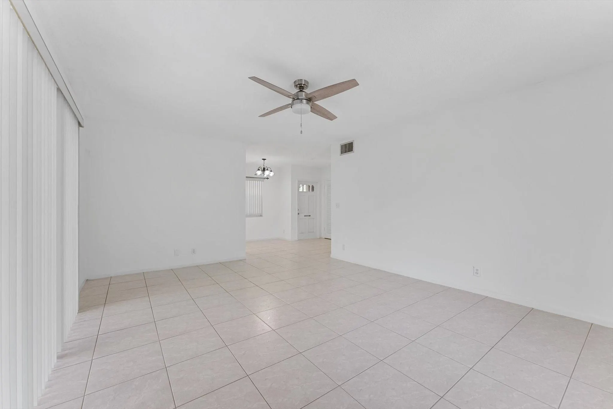 9089 Thunderbird Drive
