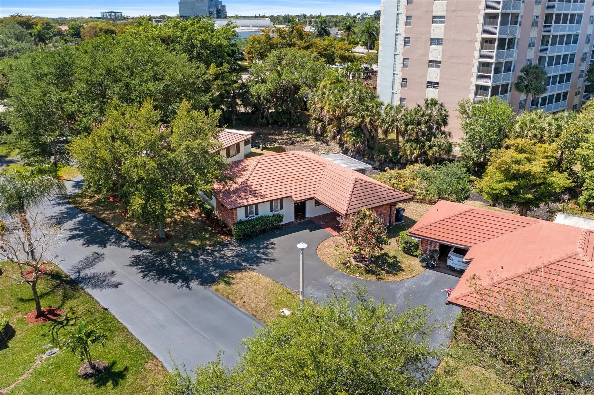 9089 Thunderbird Drive