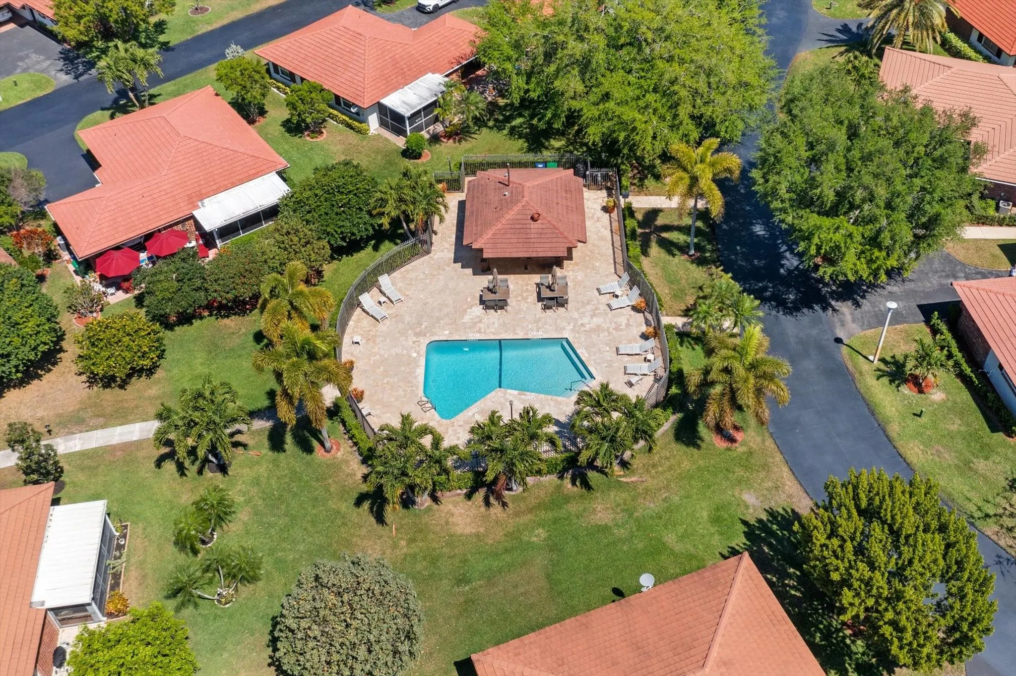9089 Thunderbird Drive