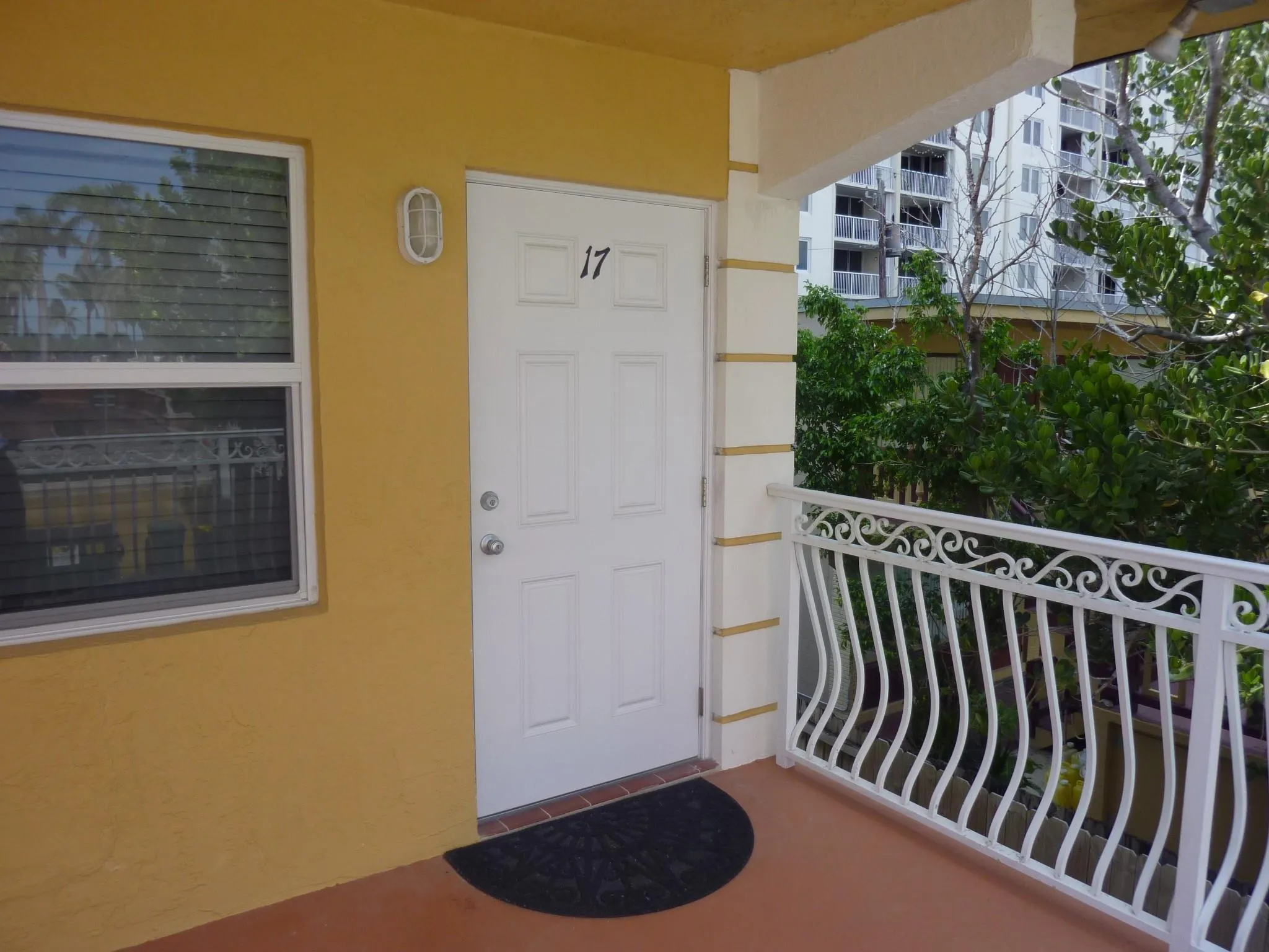 2131 N Ocean Blvd, #17