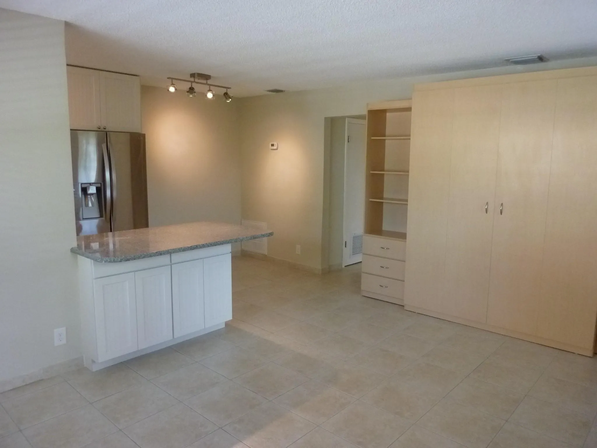 2131 N Ocean Blvd, #17
