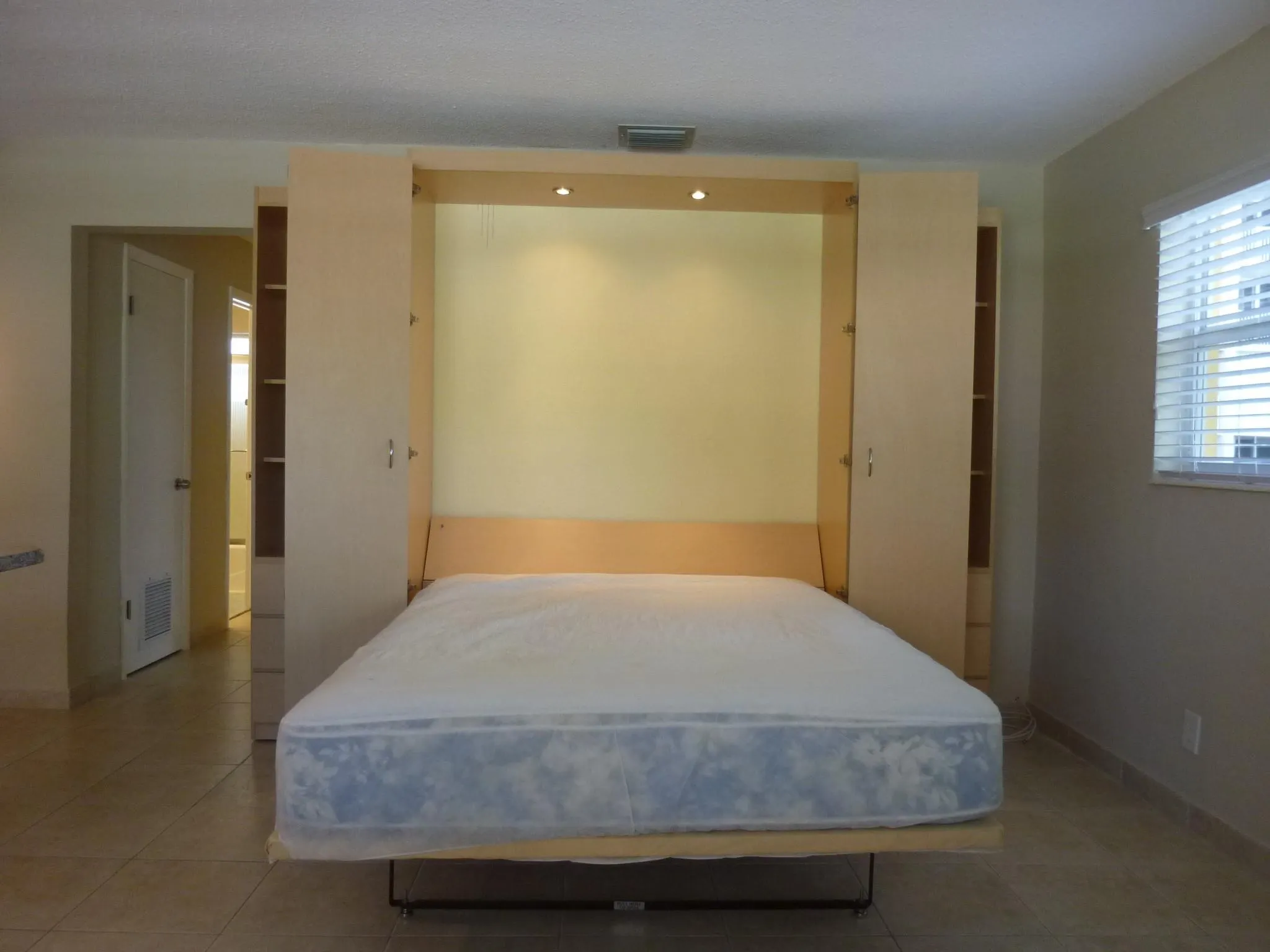 2131 N Ocean Blvd, #17