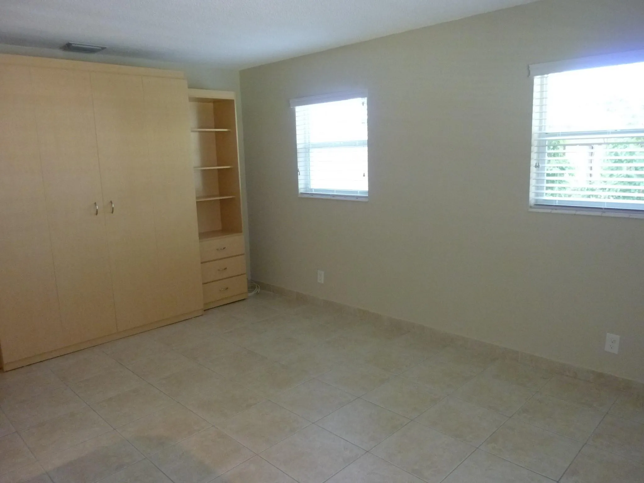 2131 N Ocean Blvd, #17