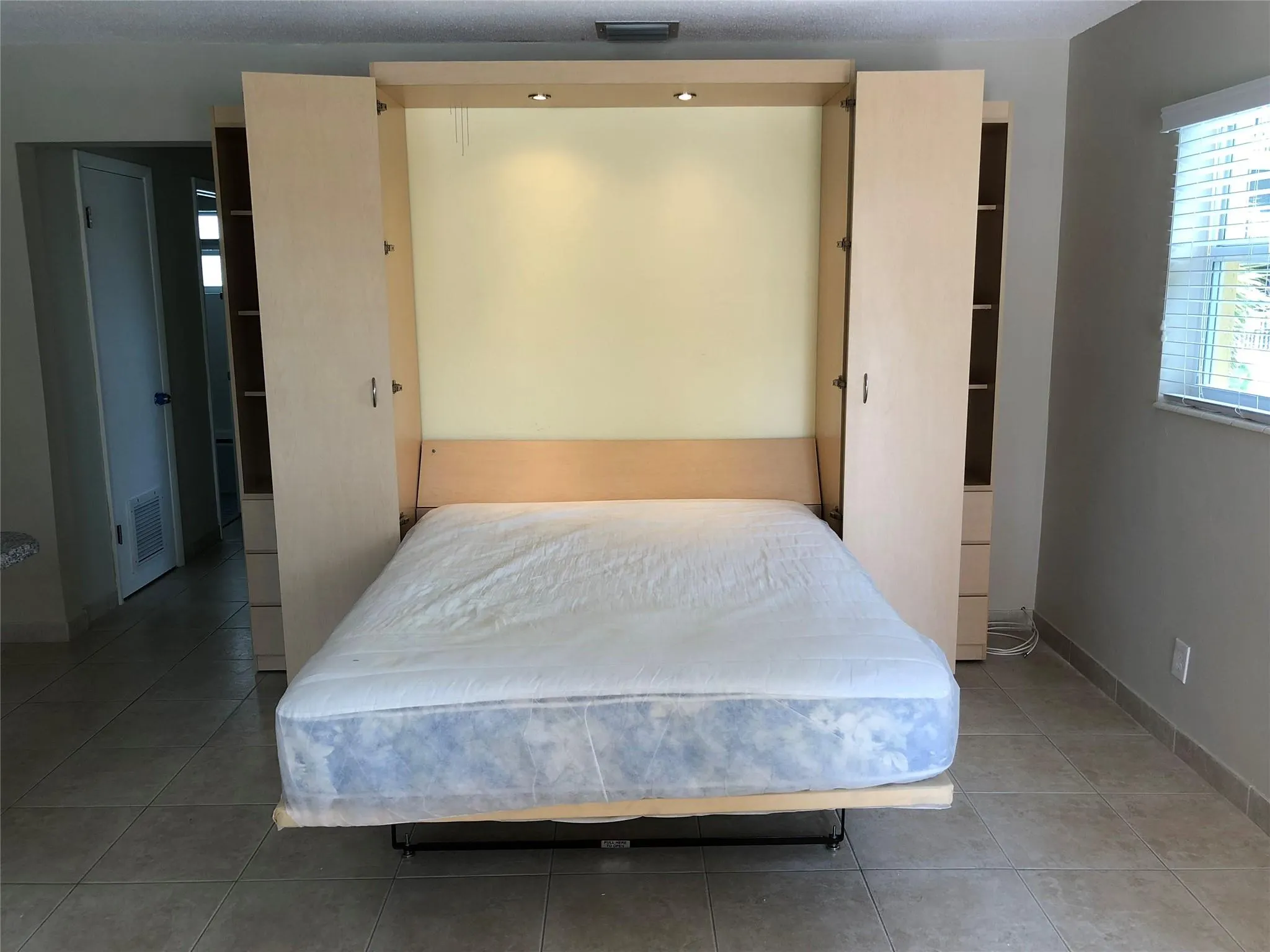 2131 N Ocean Blvd, #17