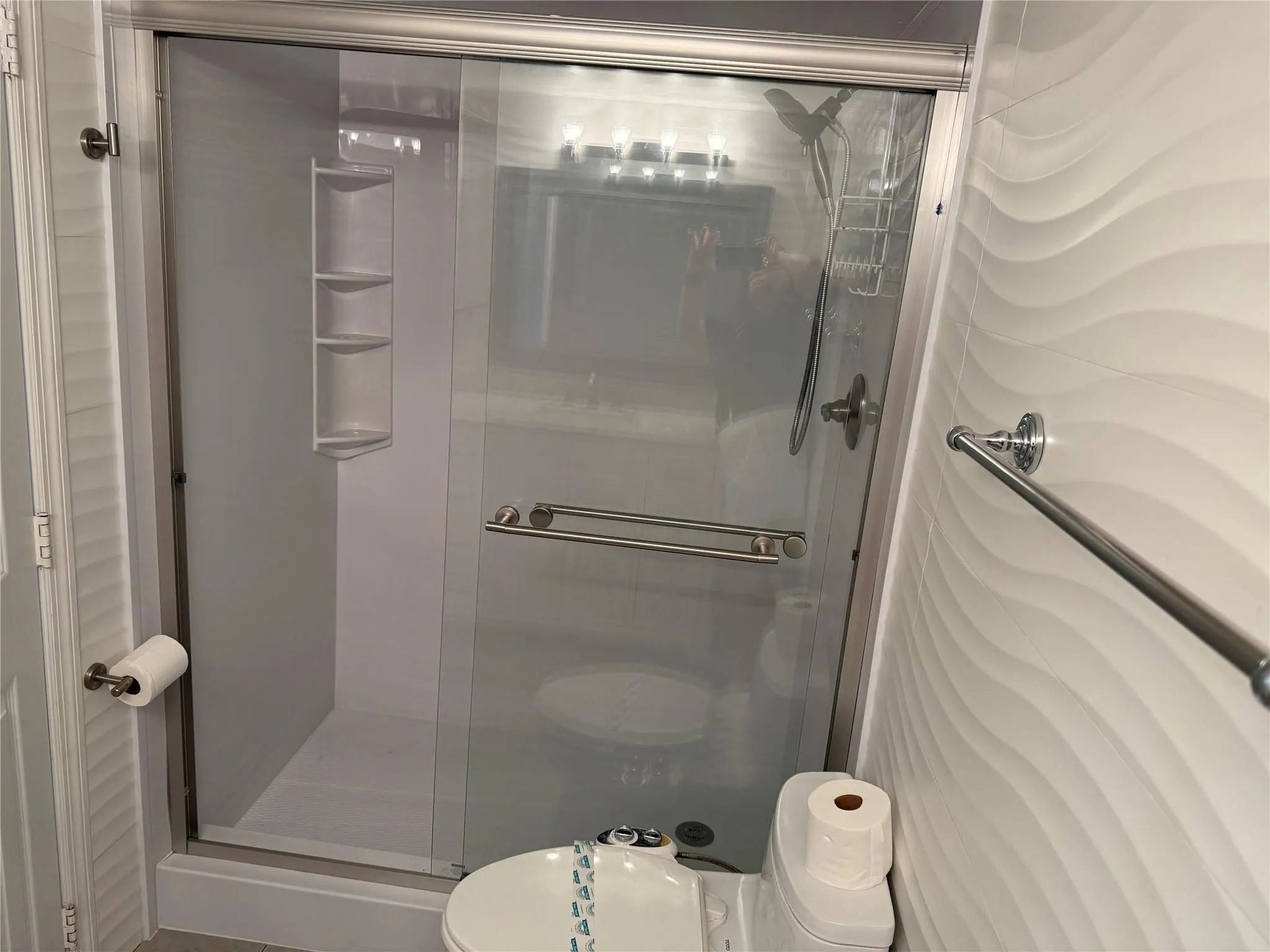 1319 E Hillsboro Blvd, #609