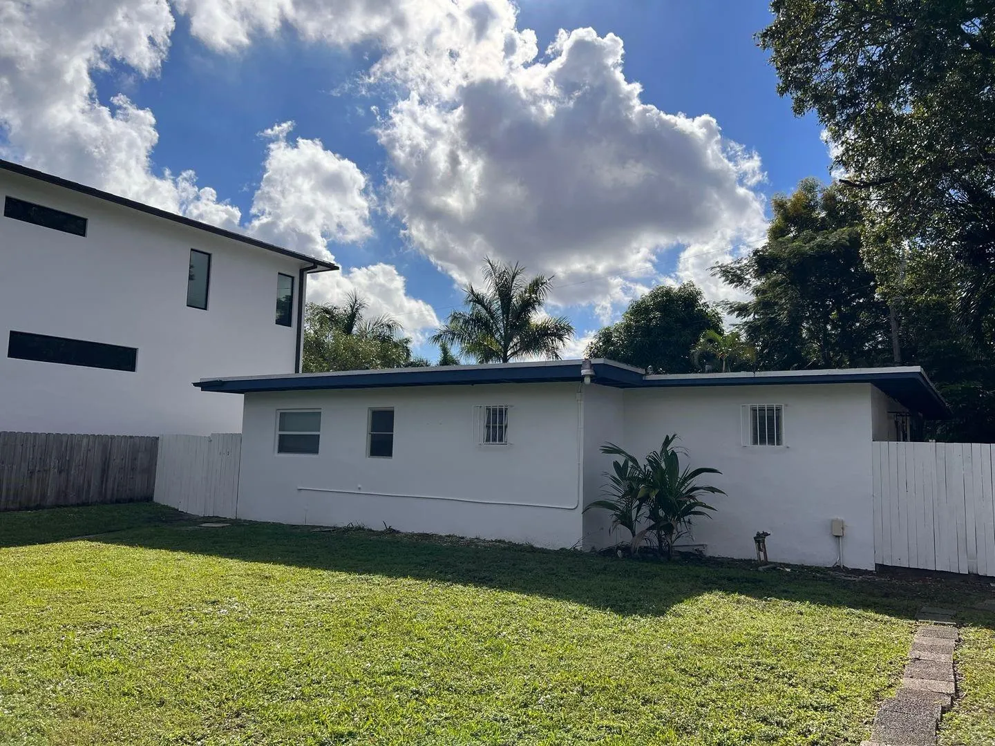 1018 Middle St, #2