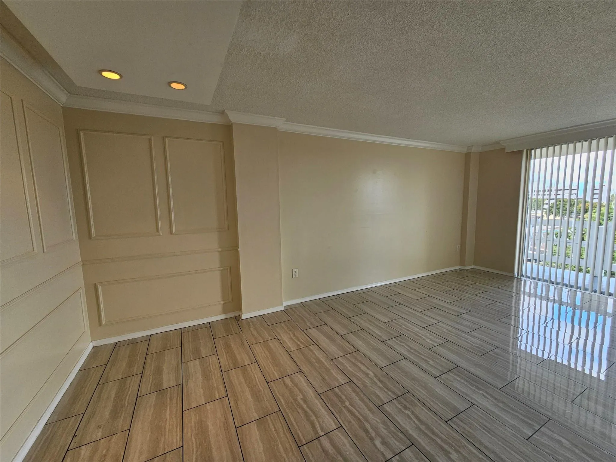 15600 NW 7th Ave, #511