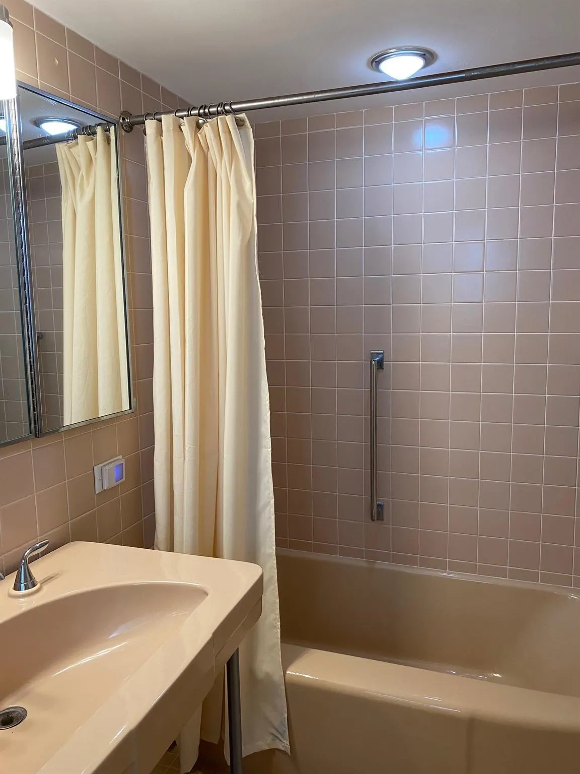 1398 S Ocean Blvd, #11