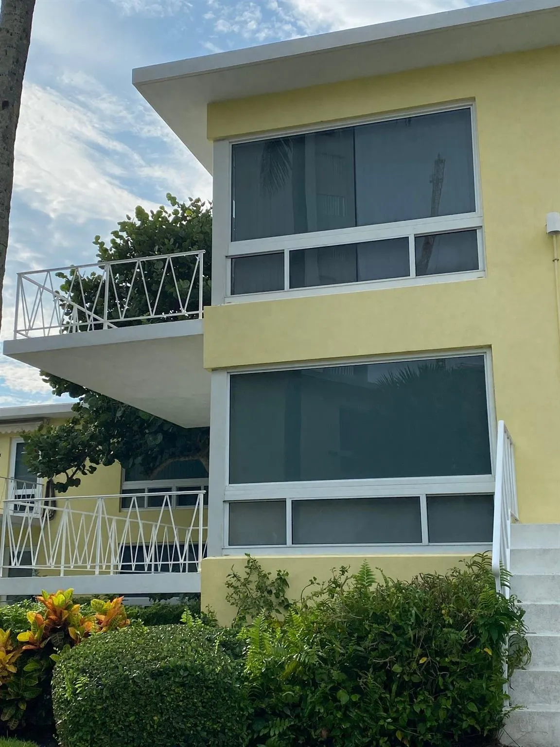 1398 S Ocean Blvd, #11