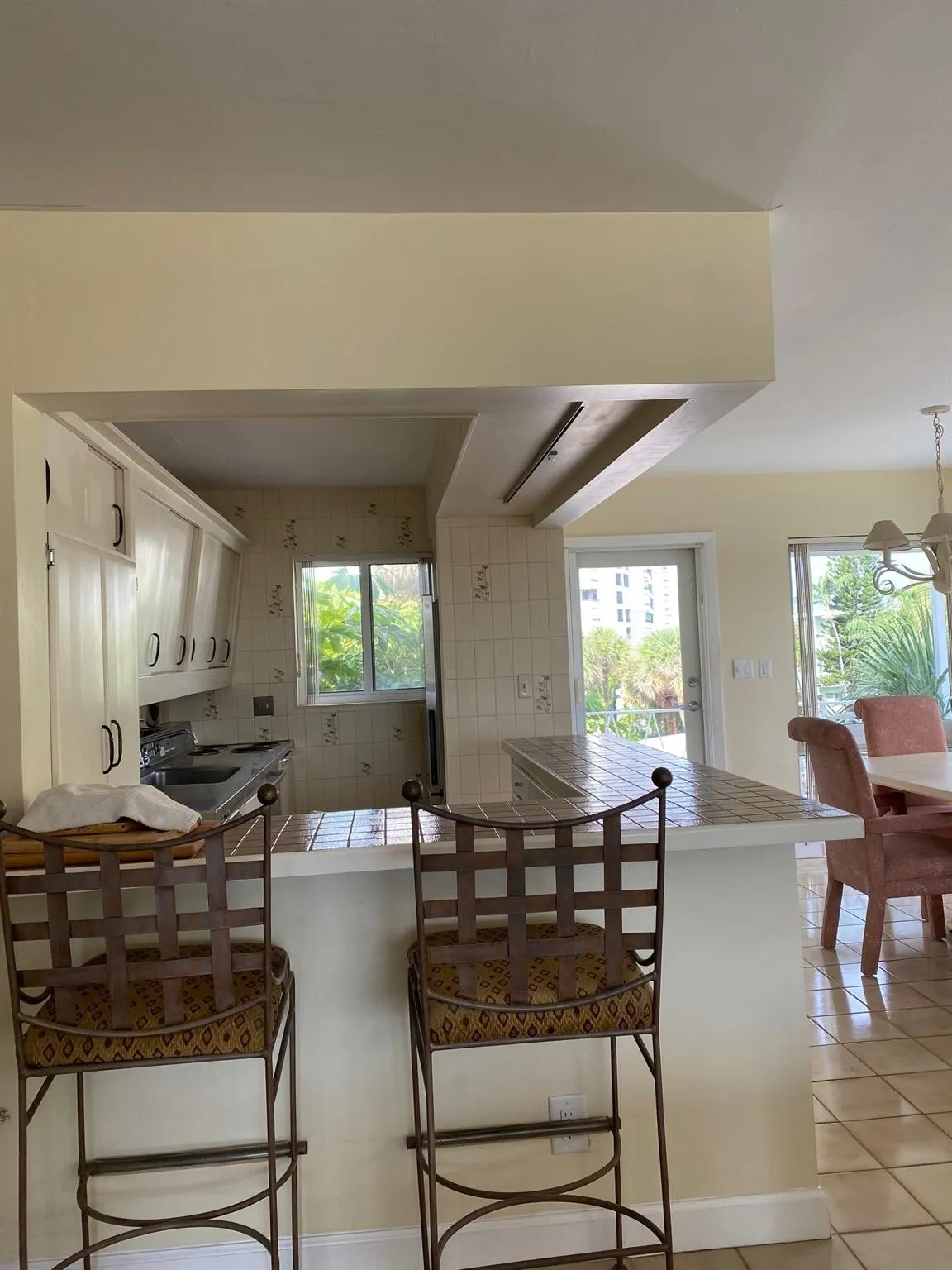 1398 S Ocean Blvd, #11