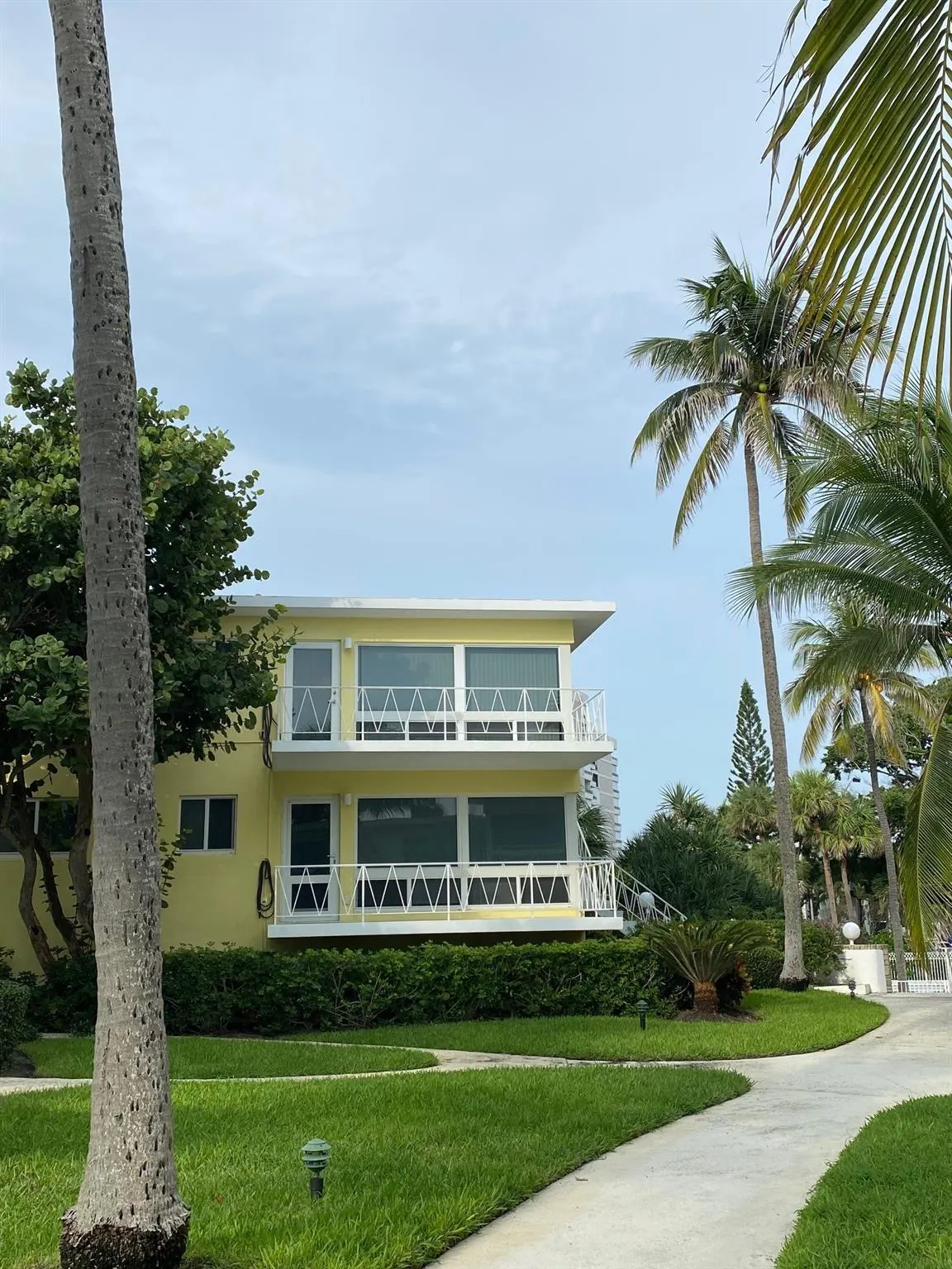 1398 S Ocean Blvd, #11