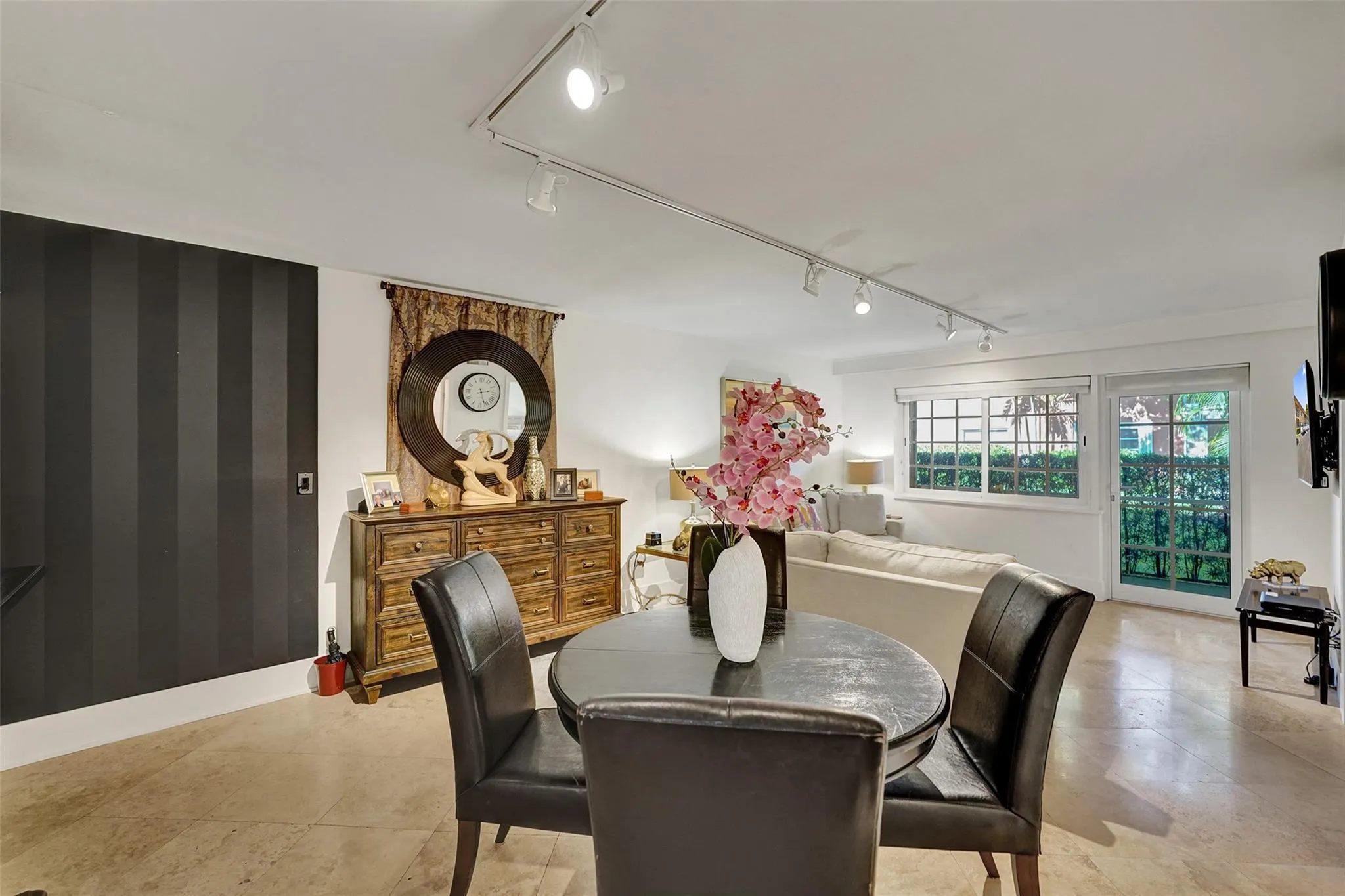 200 NE 19th Ct, #107M