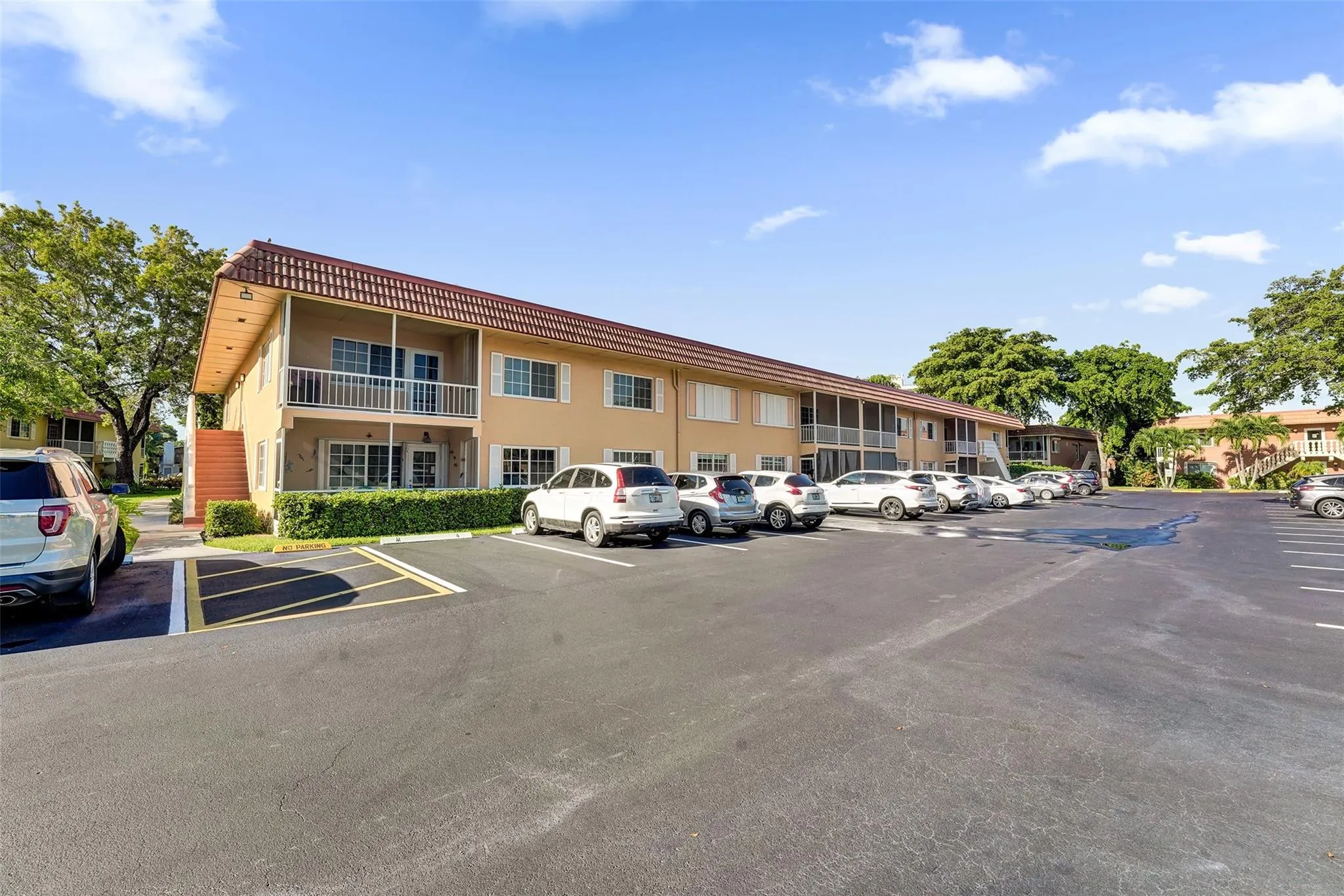 200 NE 19th Ct, #107M