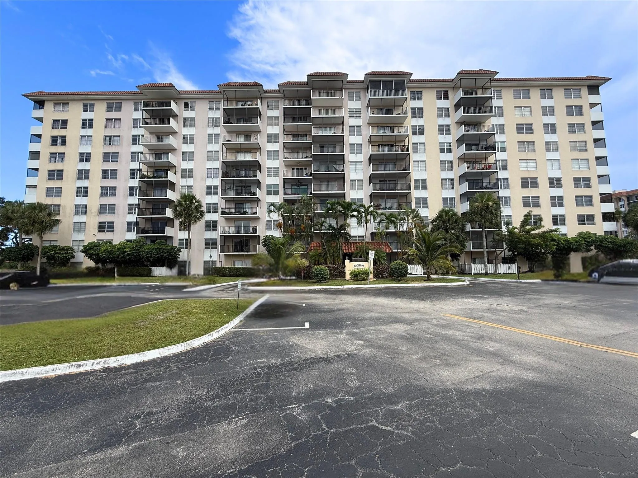 4164 Inverrary Dr, #412