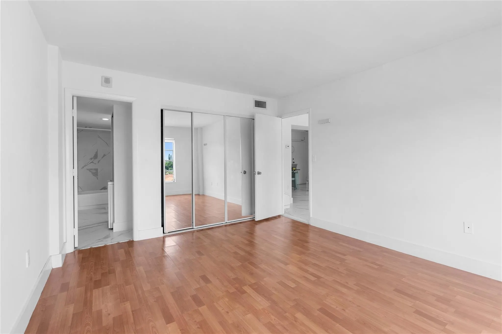 4164 Inverrary Dr, #412