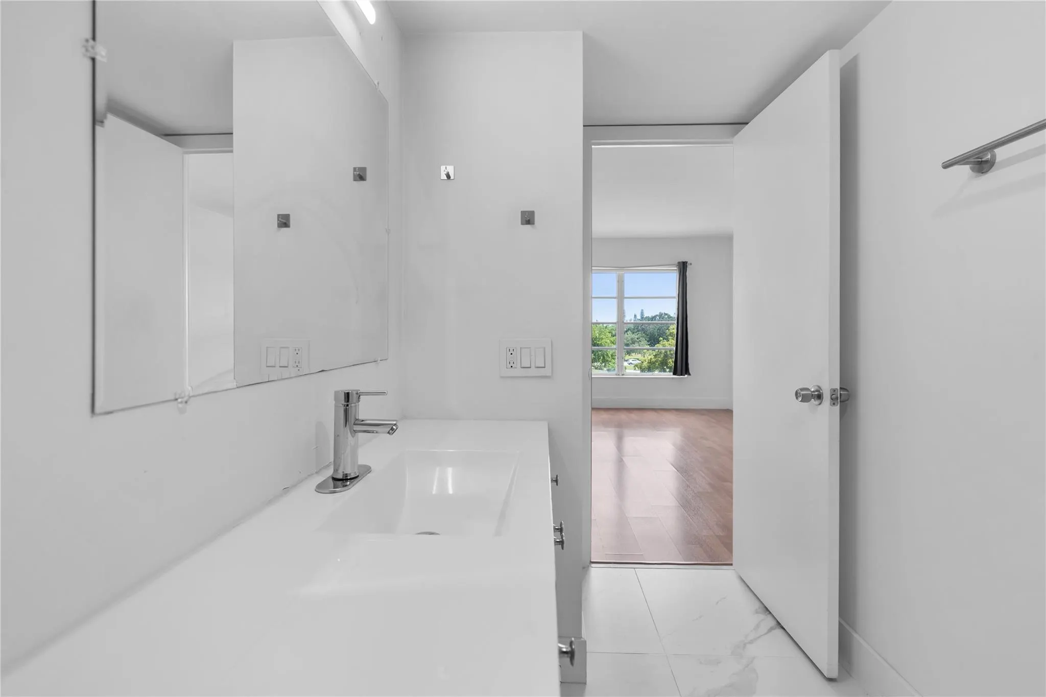4164 Inverrary Dr, #412