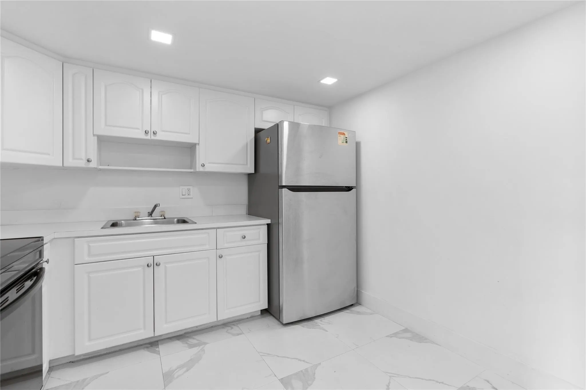 4164 Inverrary Dr, #412
