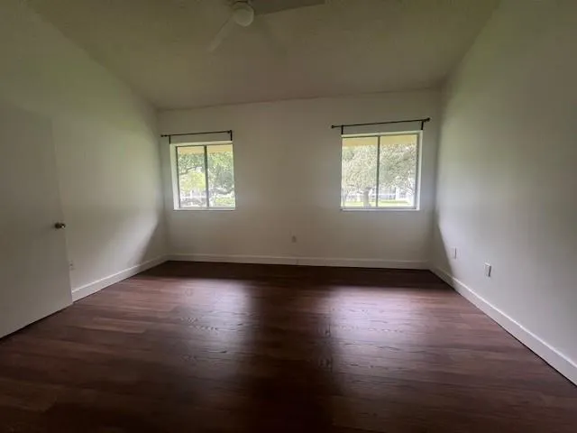 16360 Malibu Dr