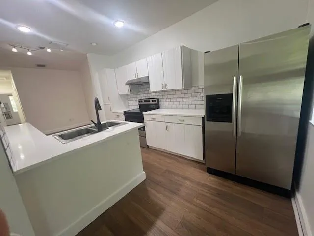 16360 Malibu Dr