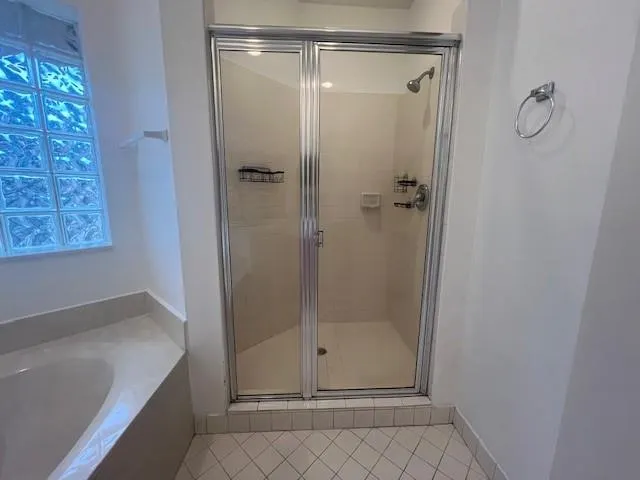 16360 Malibu Dr
