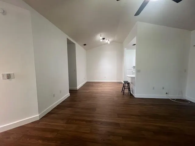 16360 Malibu Dr
