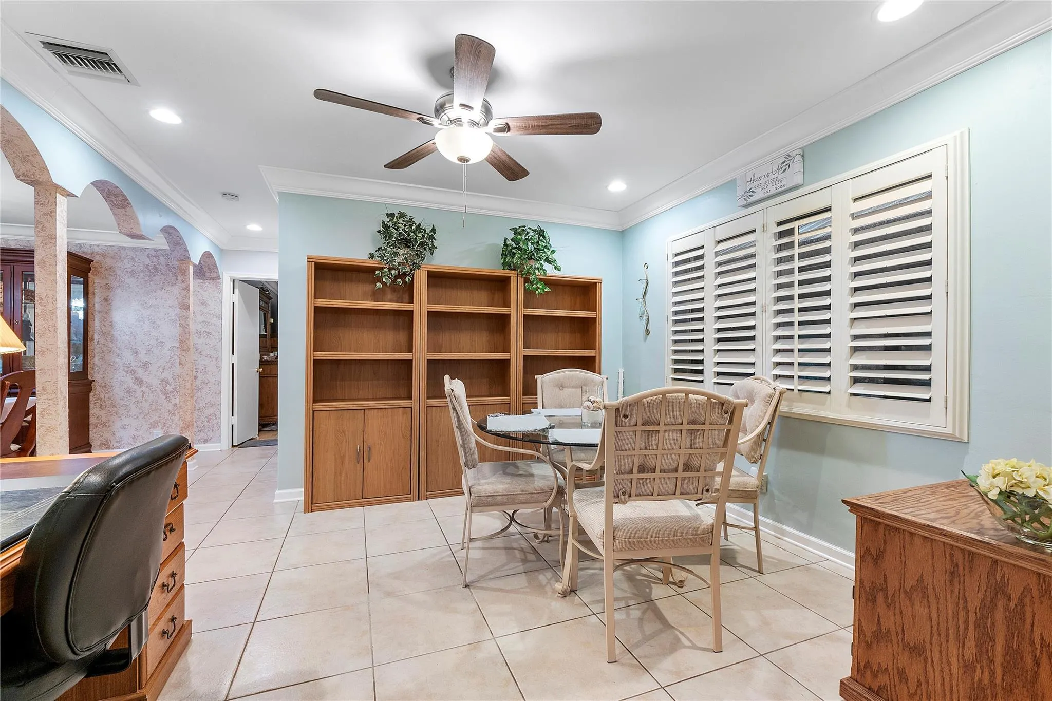 6444 NW 19th Ct
