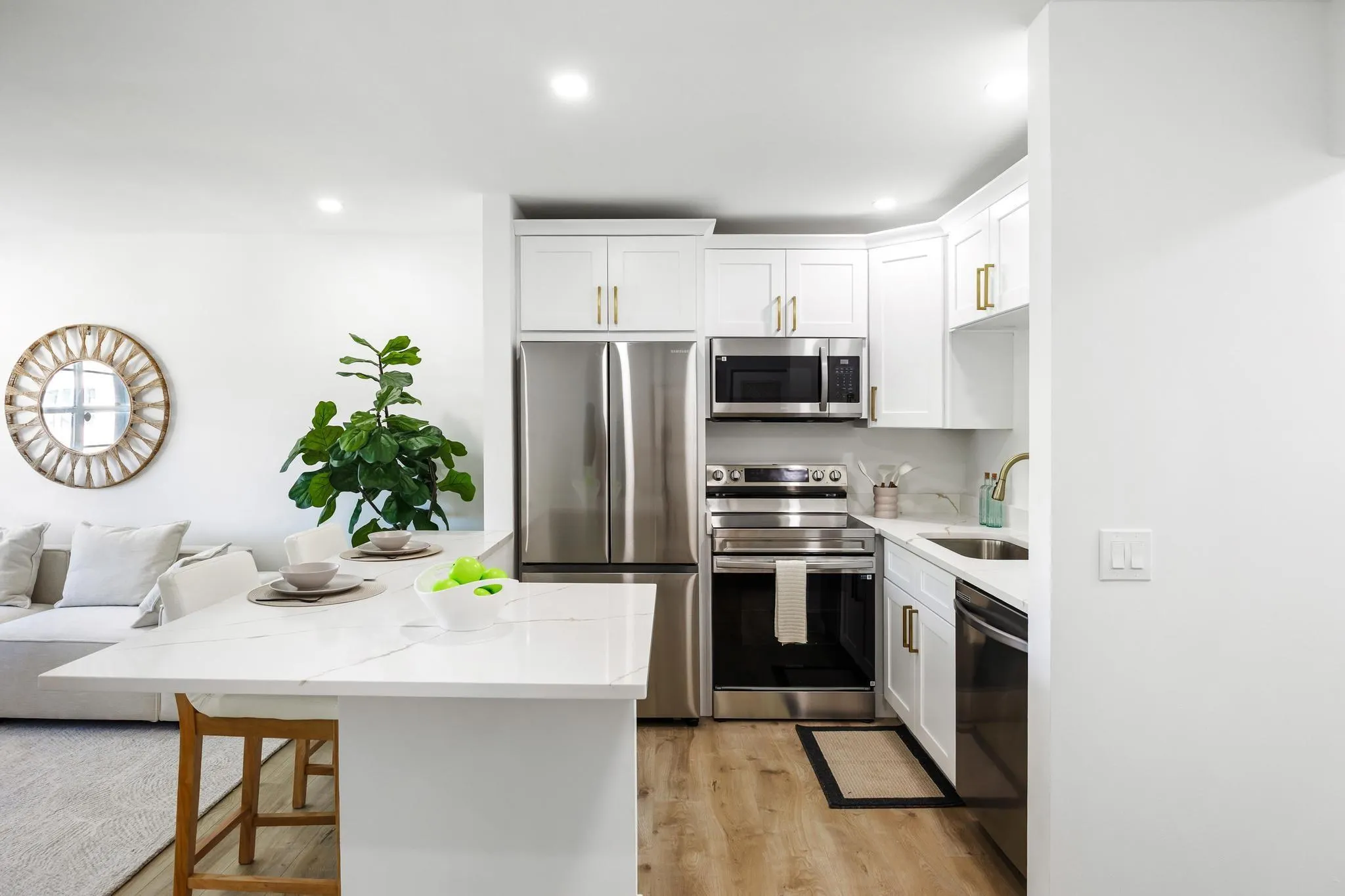480 Horizons W, #207