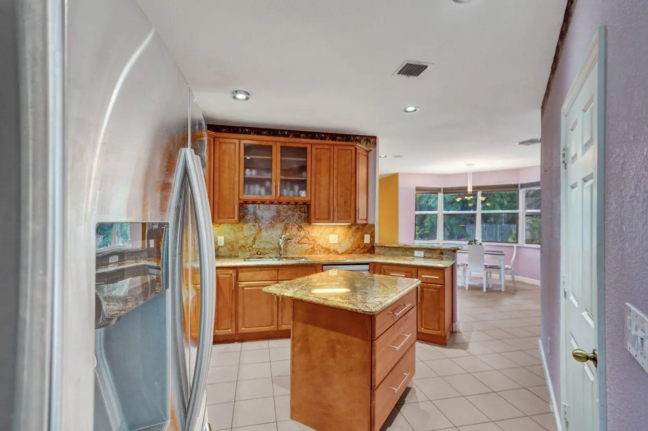 8128 SW 172nd Ter
