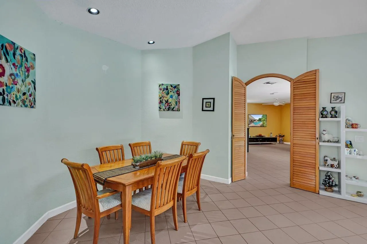 8128 SW 172nd Ter