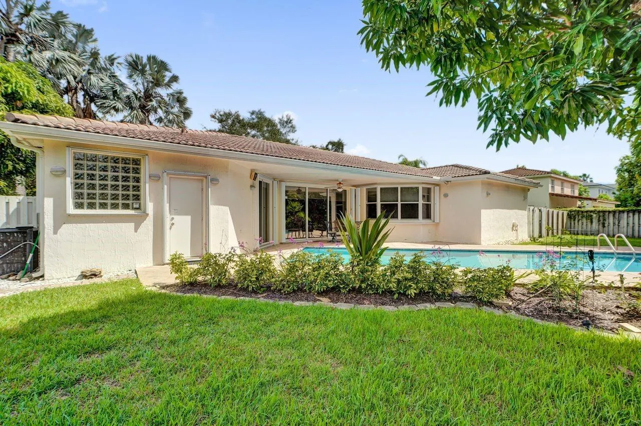8128 SW 172nd Ter