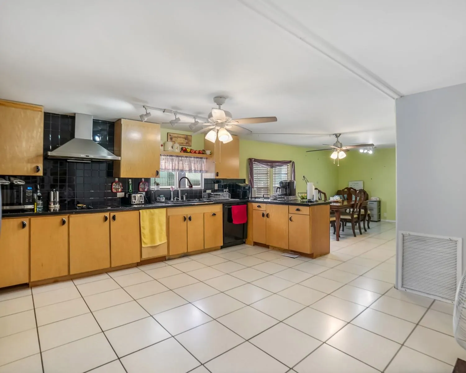 5250 SW 23rd Ter