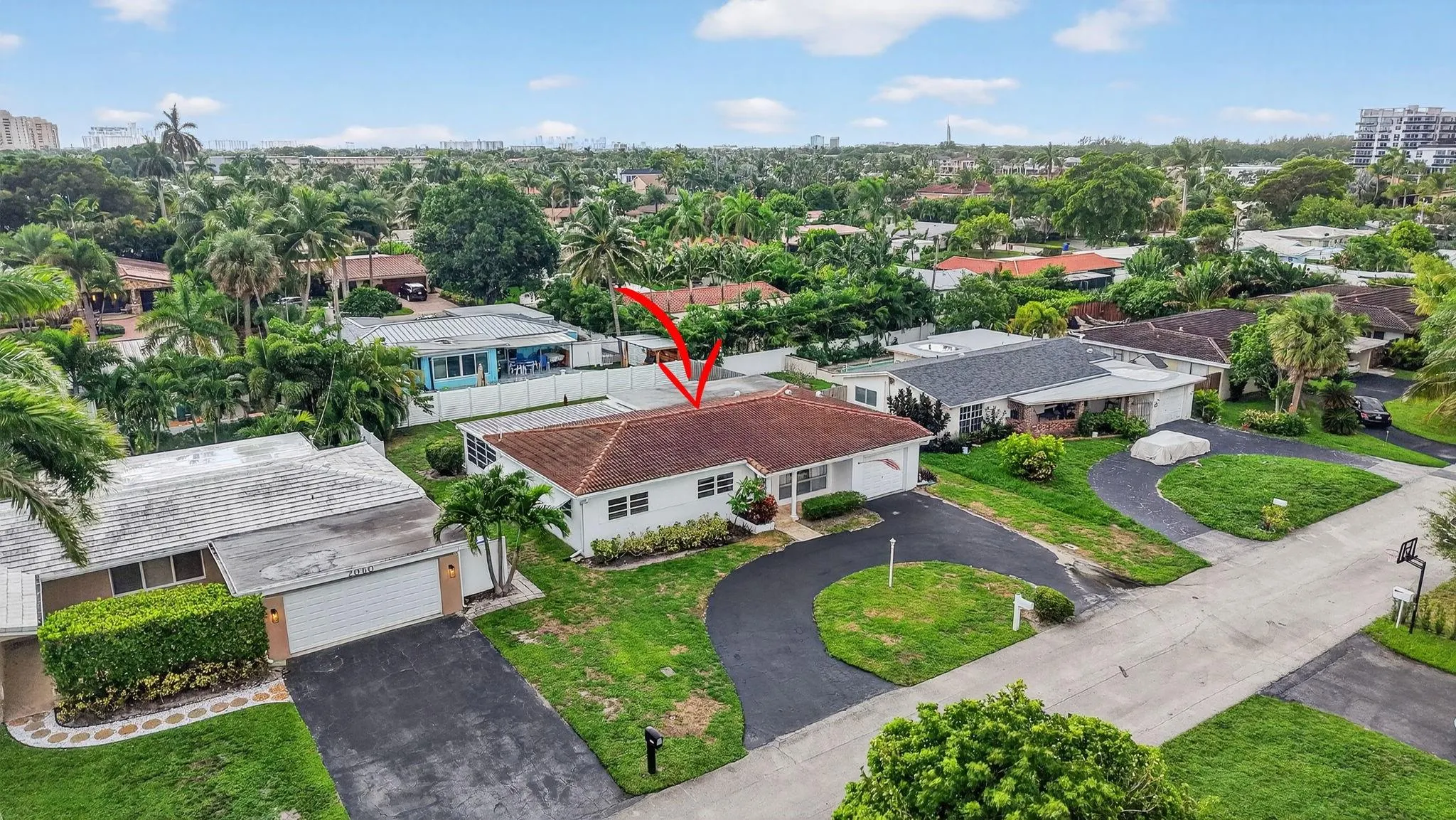 2048 Coco Palm Pl