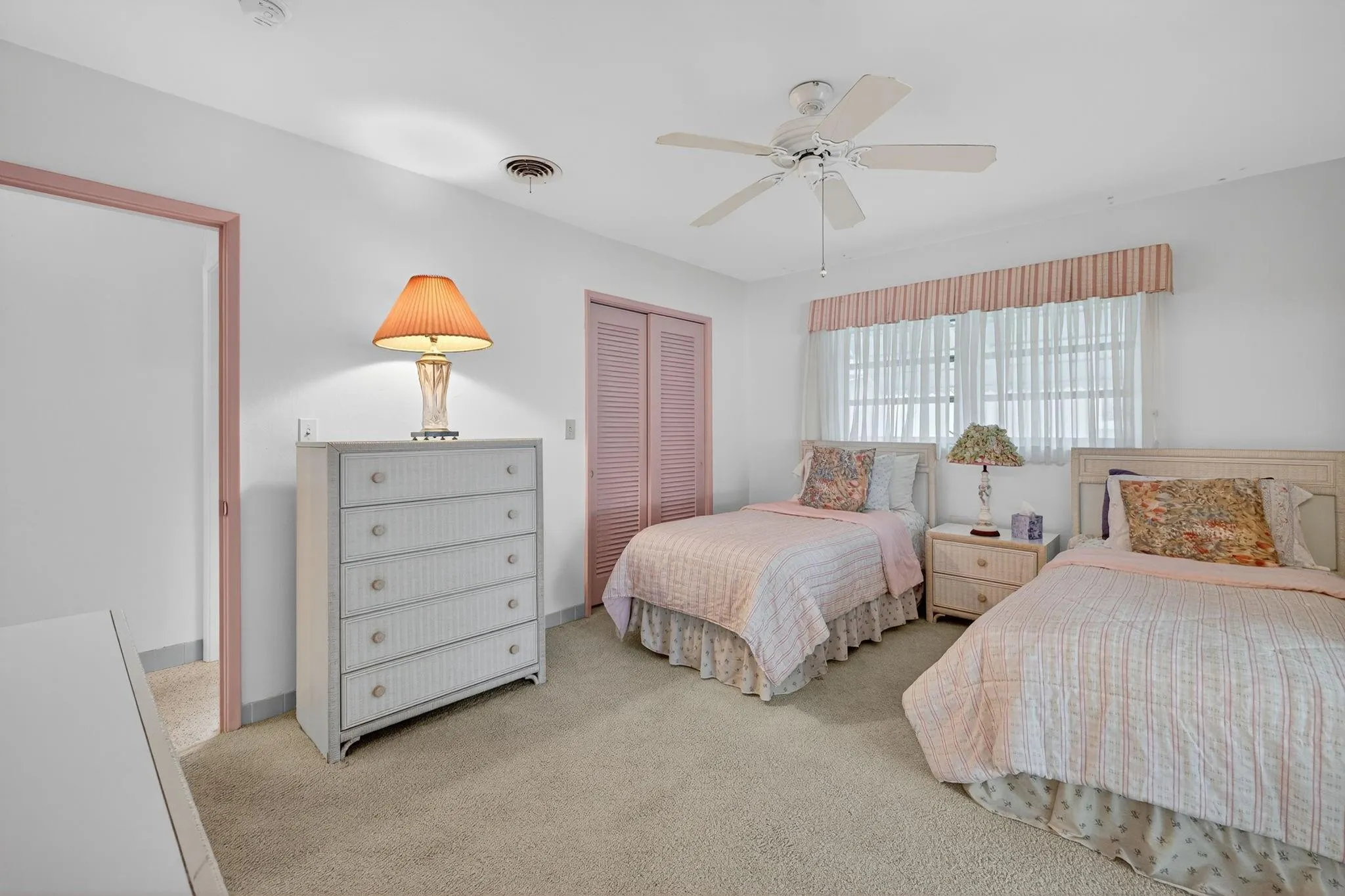2048 Coco Palm Pl