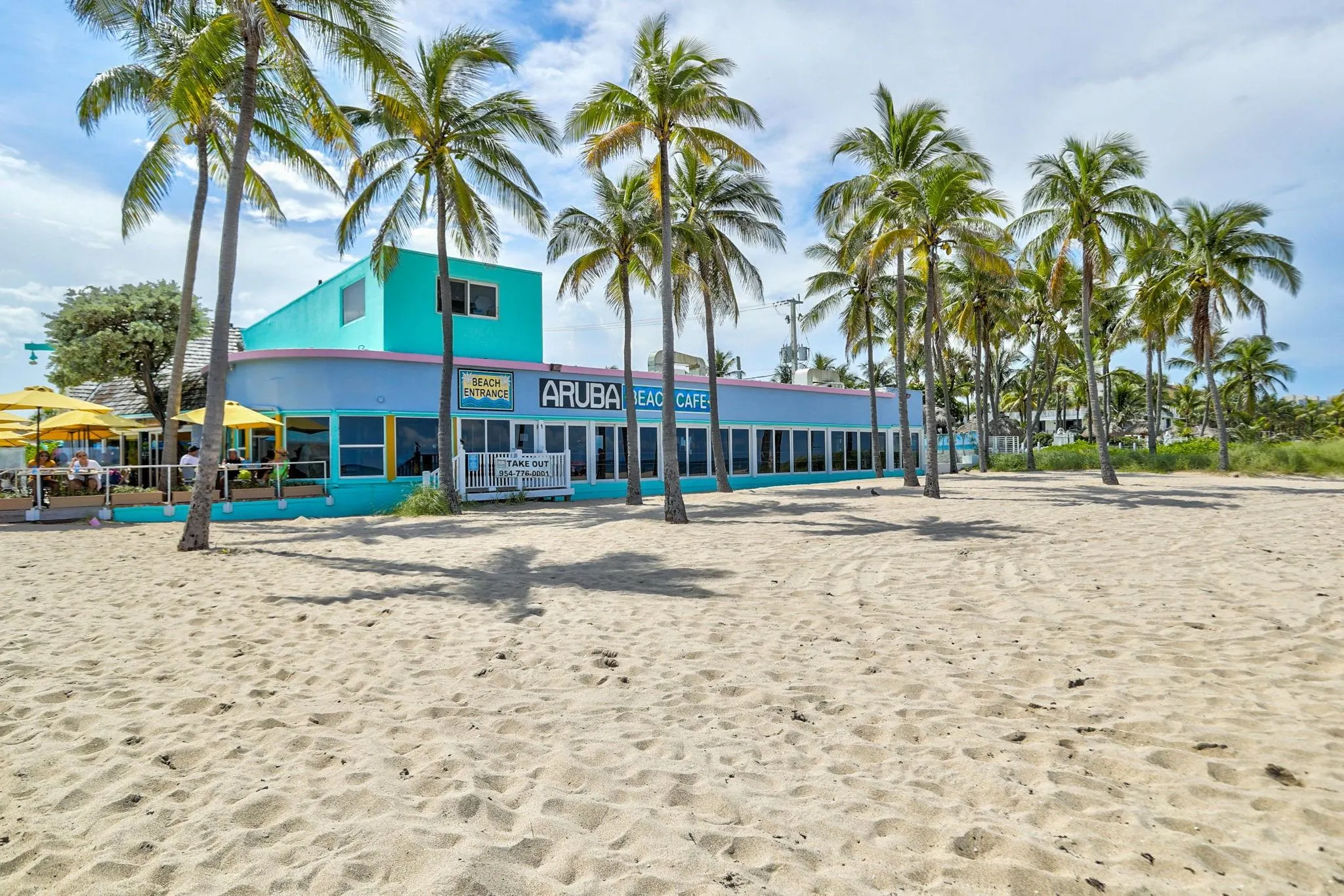 2048 Coco Palm Pl