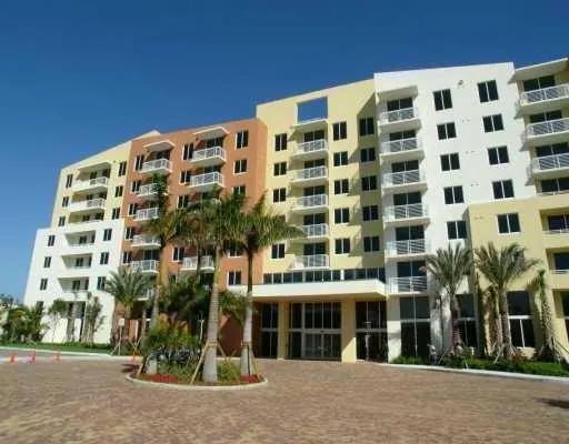 2775 NE 187 ST, #529