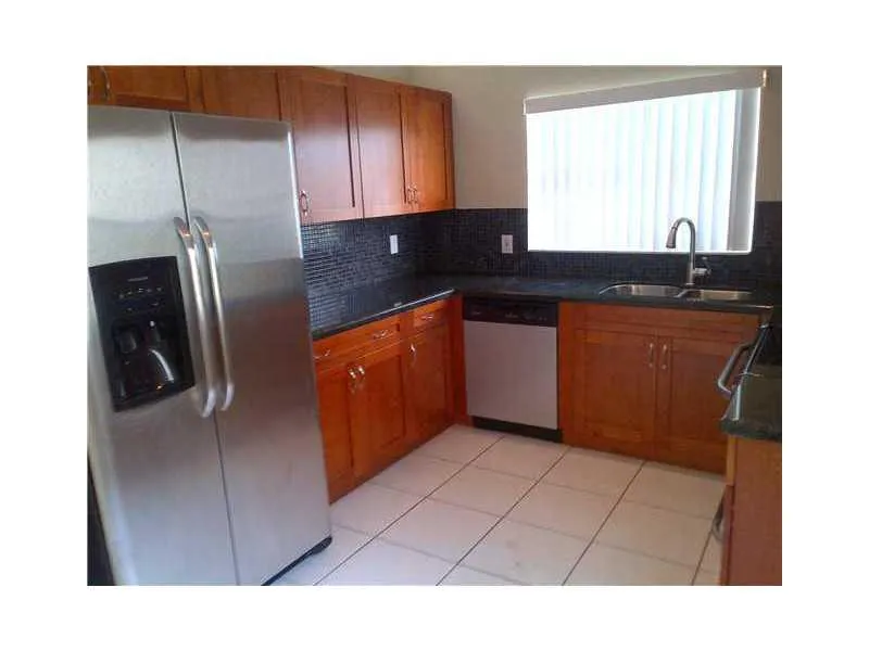 1051 BRIAR RIDGE RD