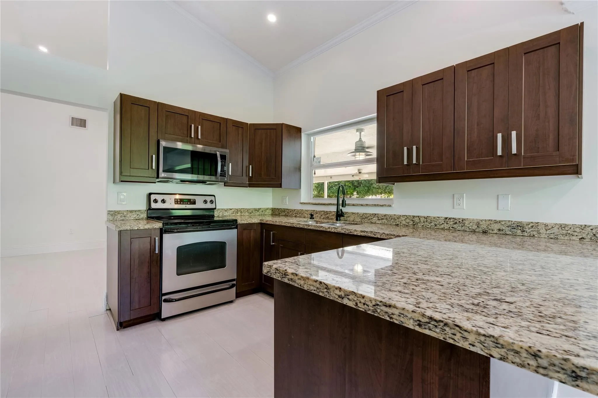 16200 SW 286th St