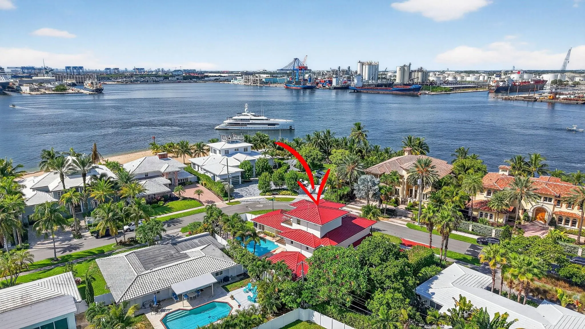 2024 Harbourview Drive