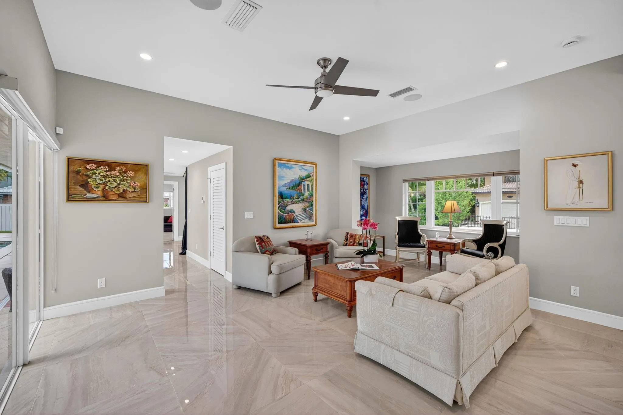 2024 Harbourview Drive