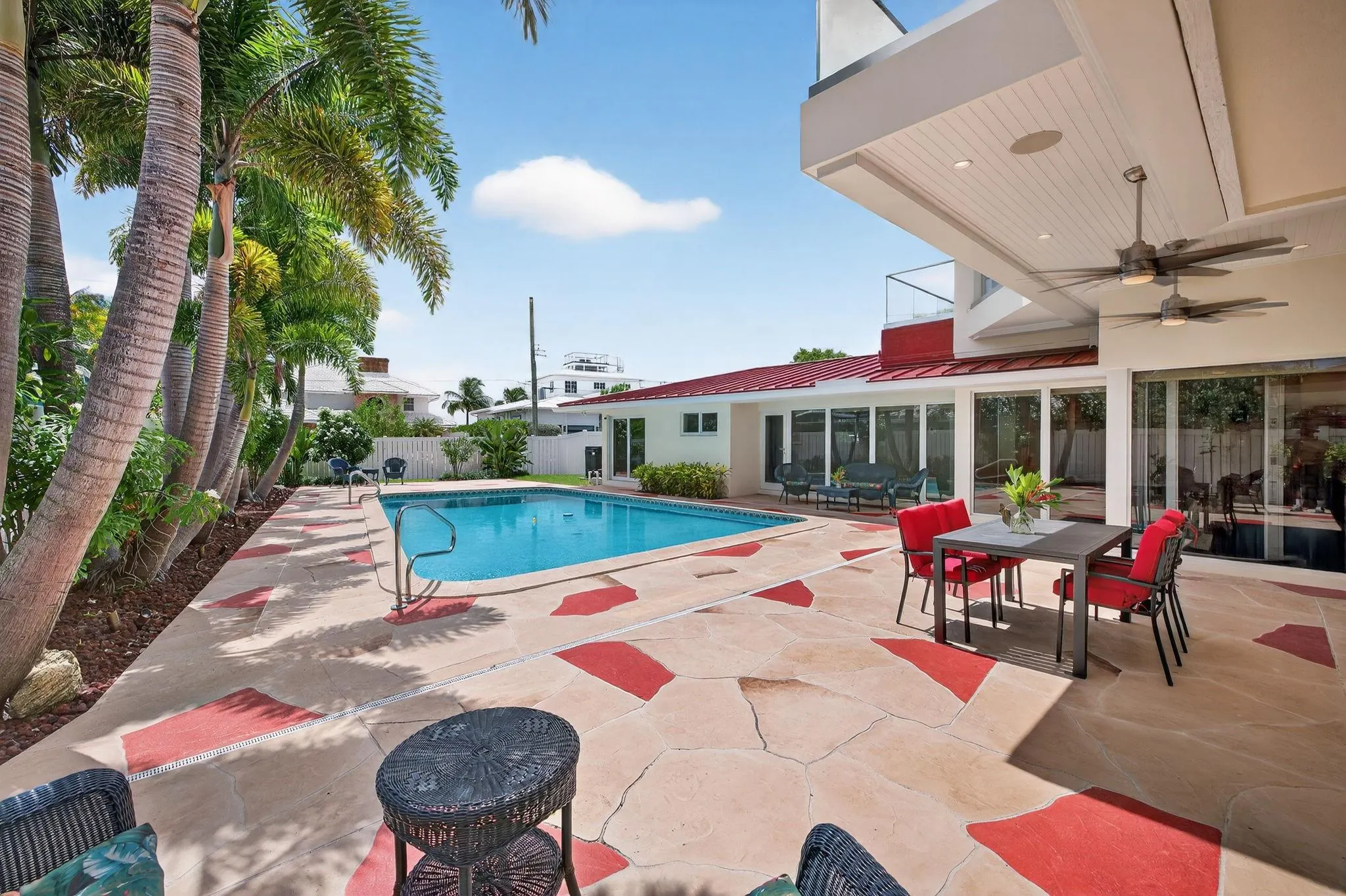 2024 Harbourview Drive