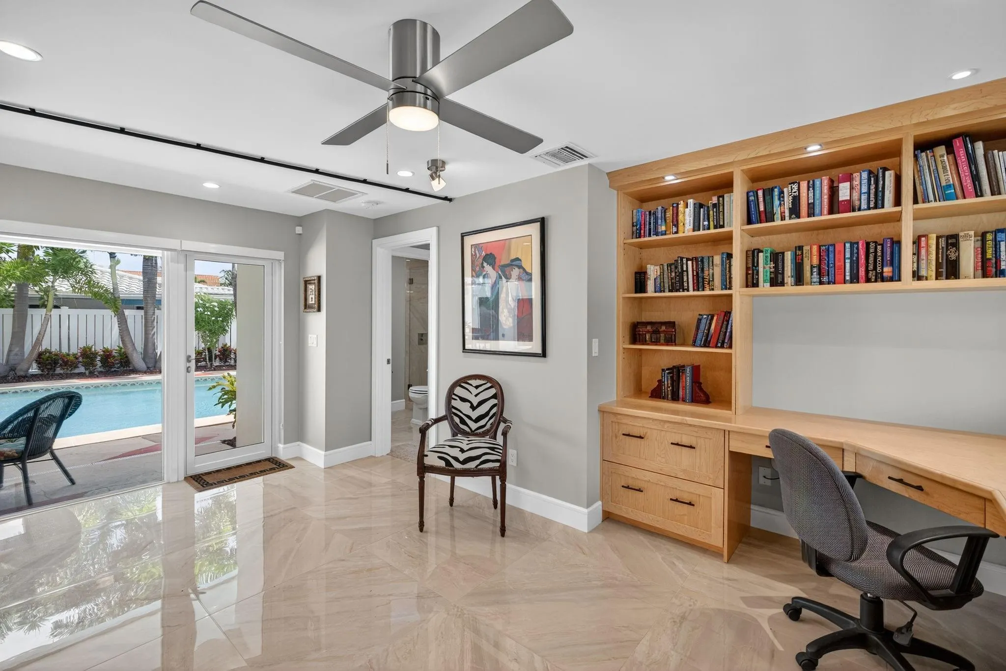 2024 Harbourview Drive