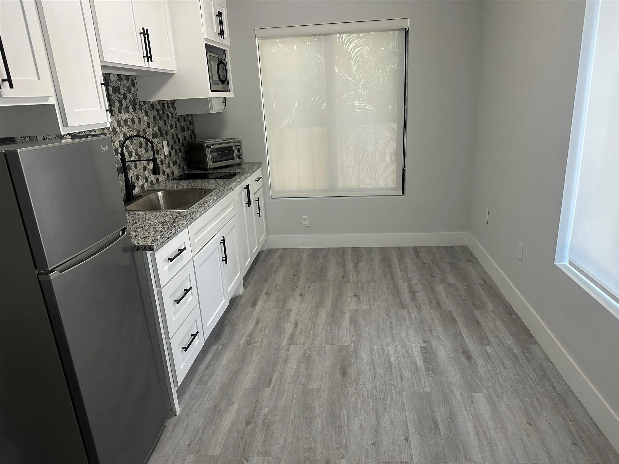 1639 Madison St, #11B