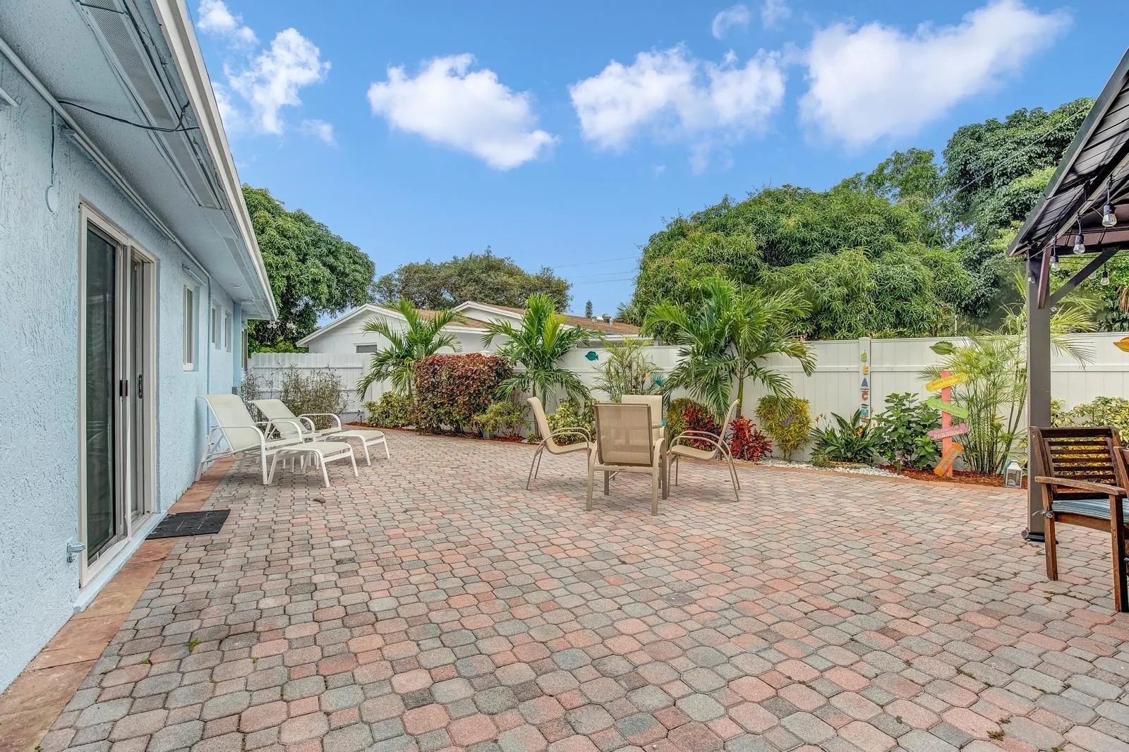 600 SW 14th Pl