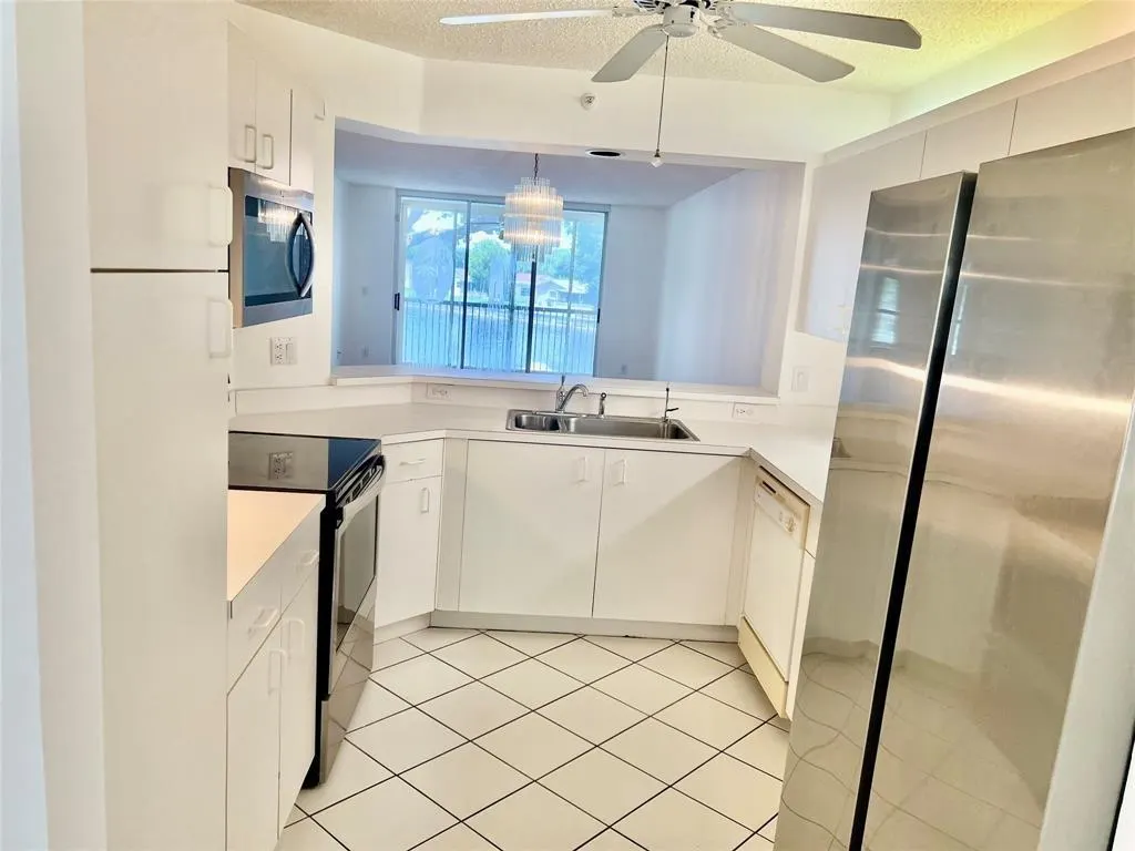 9587 Weldon Cir, #B204