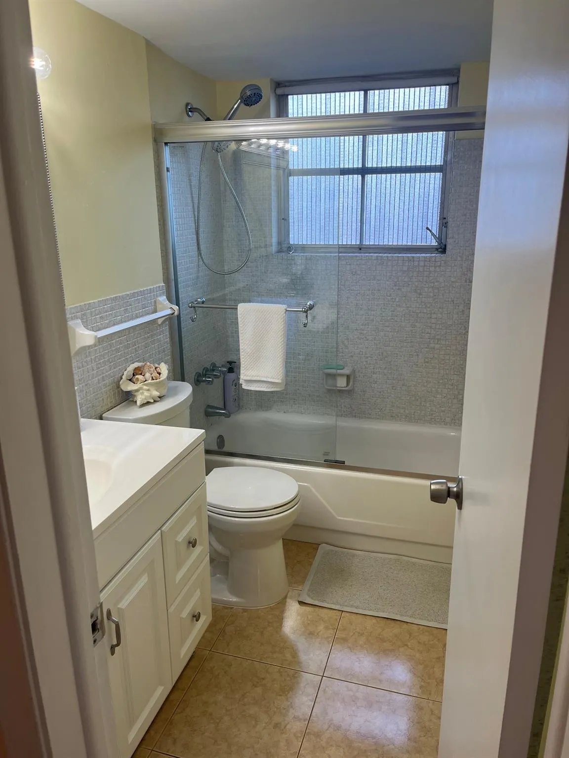 310 S Cypress Rd, #702