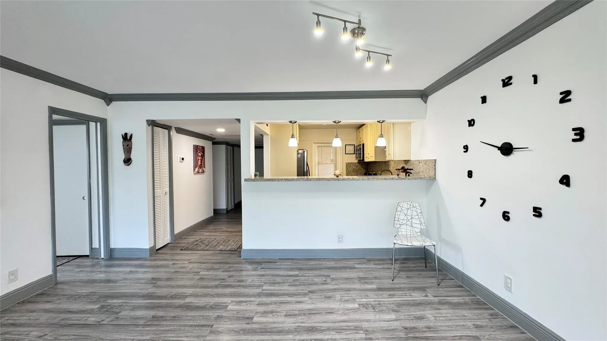 2650 S Course Dr, #401